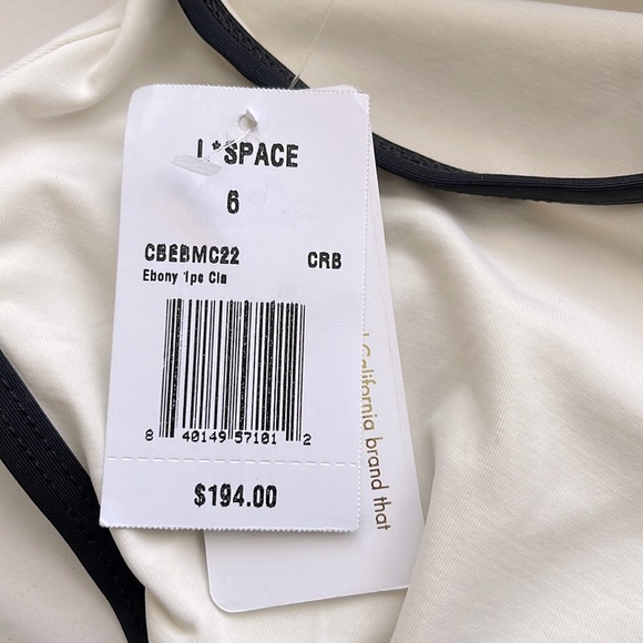 L Space Swimsuit One piece Womens Ebony White Beachwear Cream Classic Swimsuit 6 - Picture 10 of 12